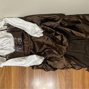 Brown and White Renaissance Dress..Halloween..Pirate